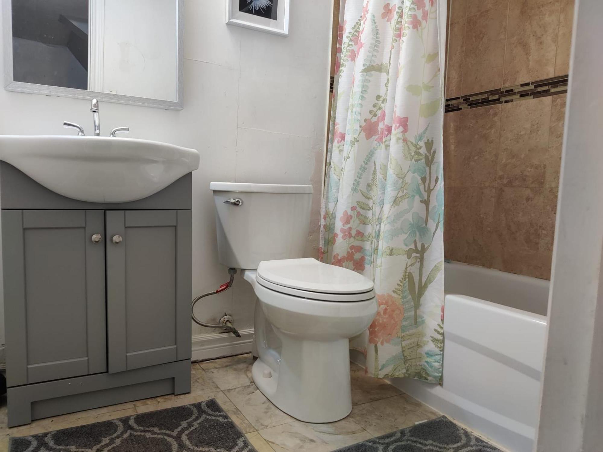 Spacious Mbr Near Kennedy Subway & Go Toronto Extérieur photo
