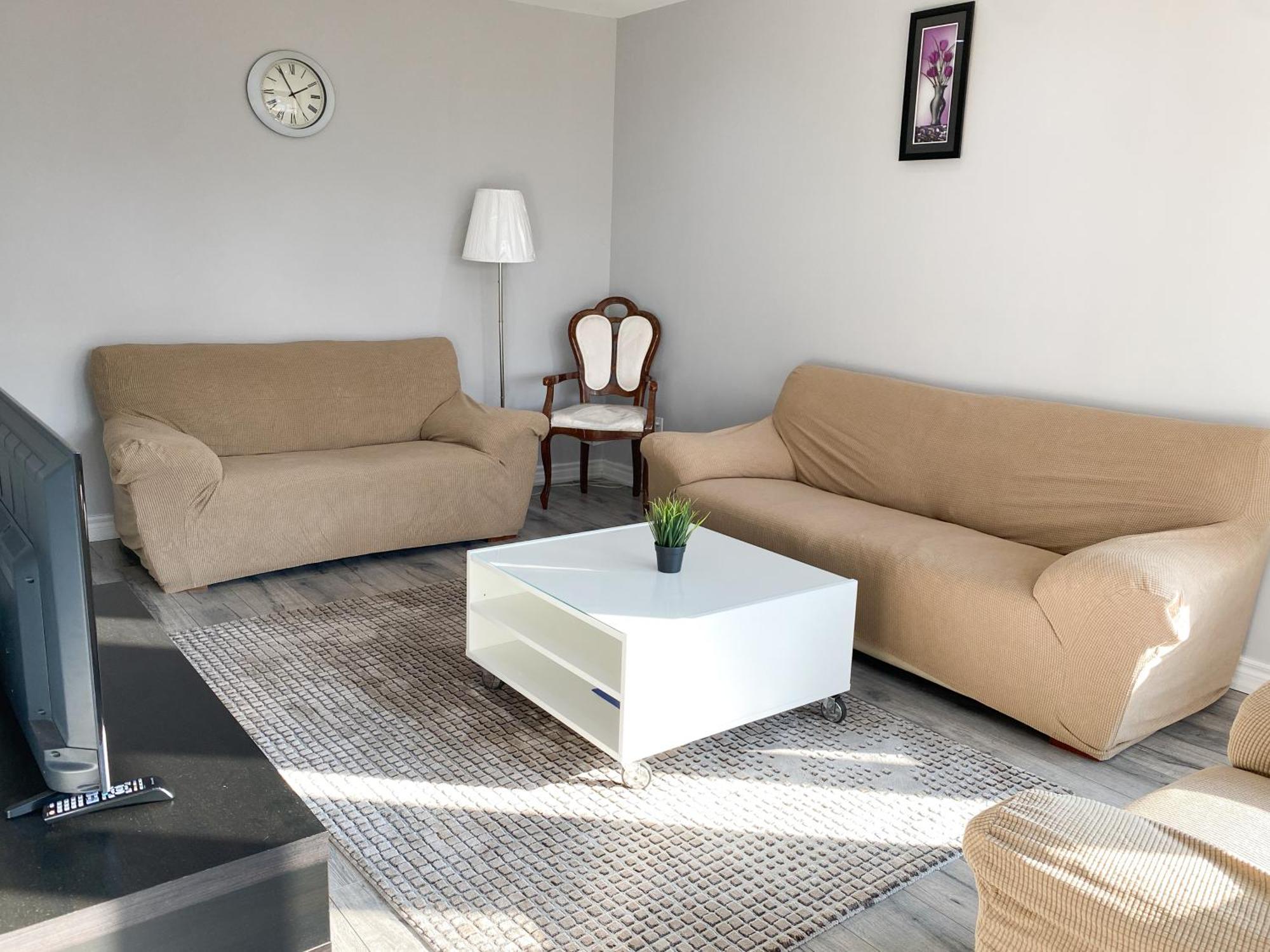 Spacious Mbr Near Kennedy Subway & Go Toronto Extérieur photo