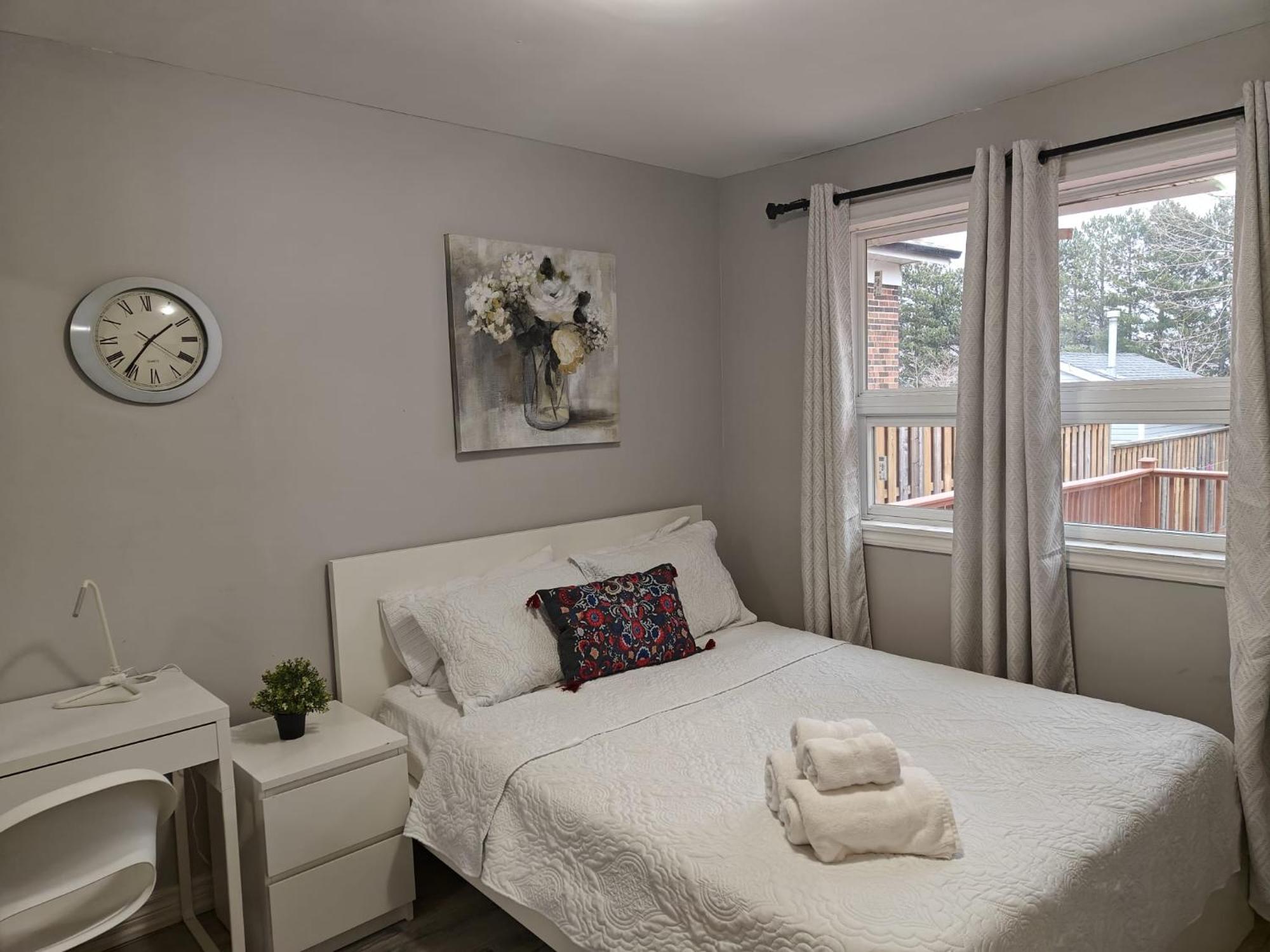 Spacious Mbr Near Kennedy Subway & Go Toronto Extérieur photo