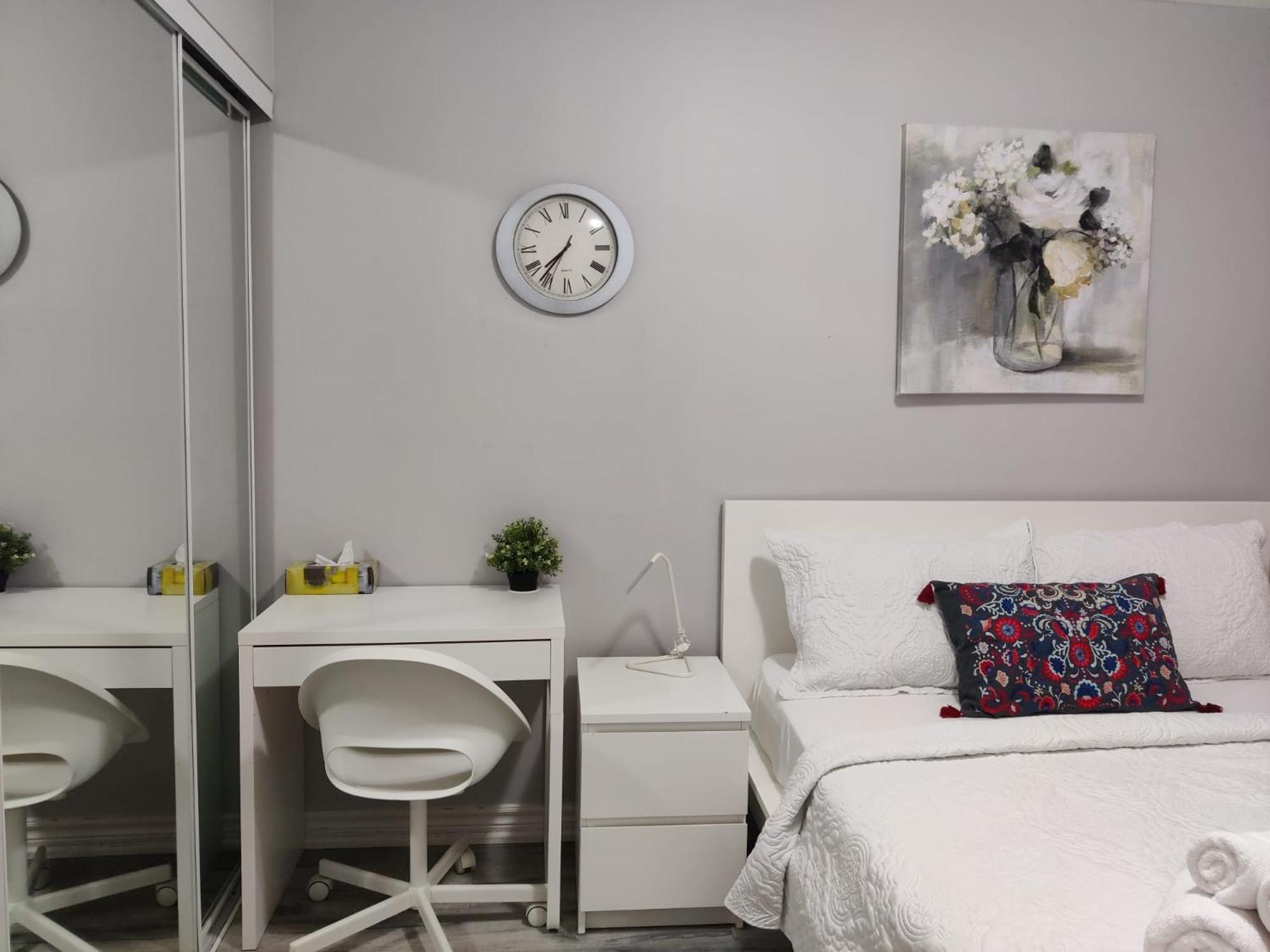 Spacious Mbr Near Kennedy Subway & Go Toronto Extérieur photo